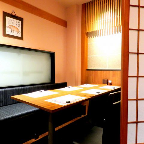 テーブル・半個室